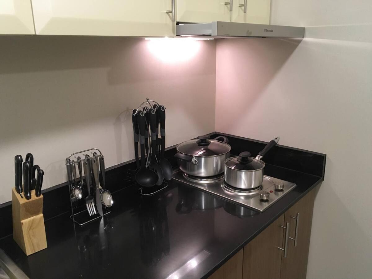 2 Bedroom Condo Apartment Near Naia 3 Pasay City Manila Kültér fotó